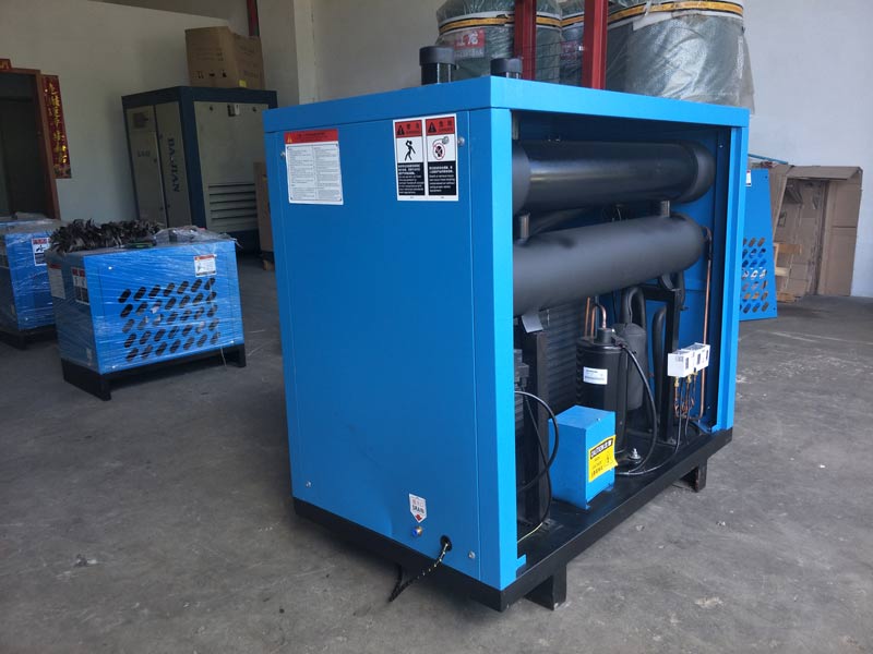 壓縮空氣冷凍式干燥機(jī)多少錢一臺(tái)